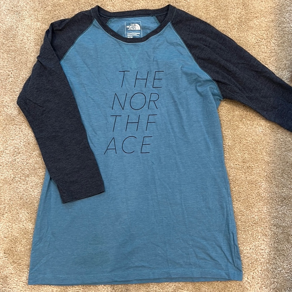 North face quarter sleeve long sleeve